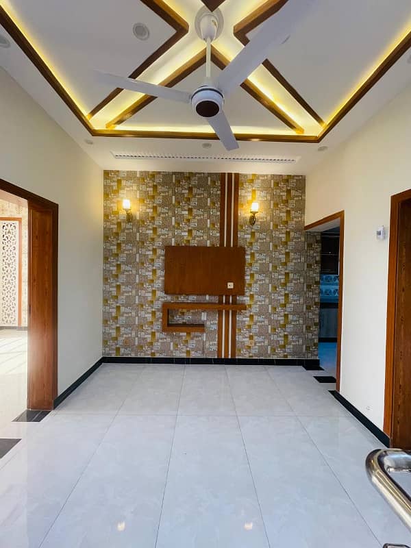 DEFENCE RAYA 5 MARLA BEAUTIFUL BRAND NEW HOUSE FOR SALE IN BAHRIA TOWN LAHORE 20