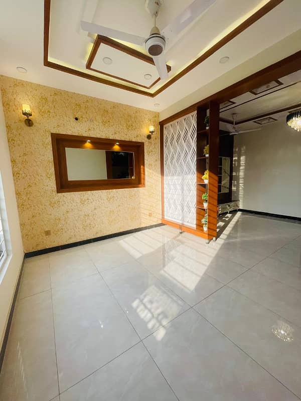 DEFENCE RAYA 5 MARLA BEAUTIFUL BRAND NEW HOUSE FOR SALE IN BAHRIA TOWN LAHORE 27