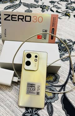 infinix zero 30 full box 8+8 256 gb full box with 3,4 month warnty