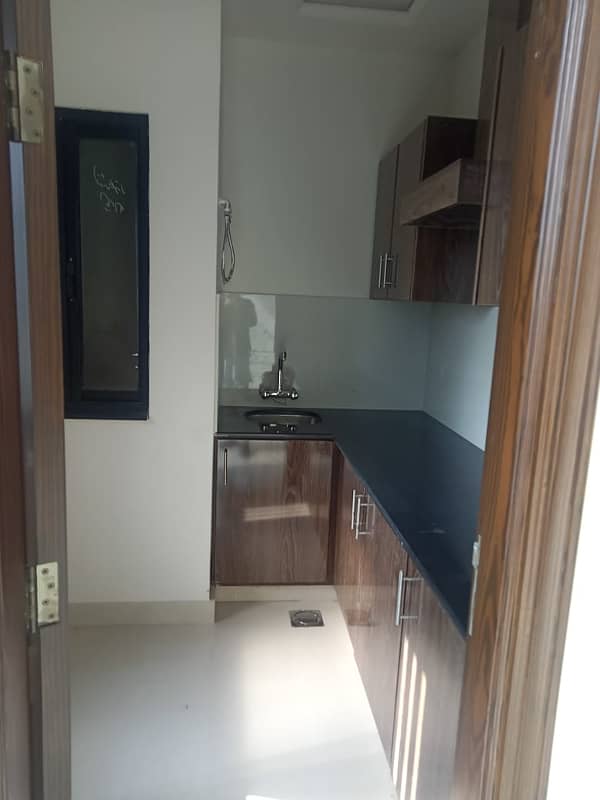 4 Marla 1st Floor For Rent In DHA Phase 6 Block MB Lahore 10