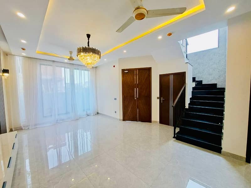 5 Marla Out Class Stylish Luxury Bungalow For Rent In DHA Phase 9 Prism (C-Block) 3