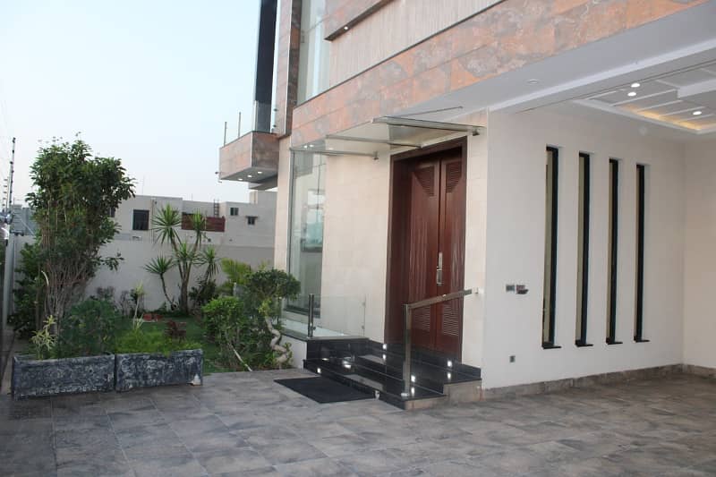 1 Kanal Luxury House For Rent In Phase 6 DHA Lahore 44