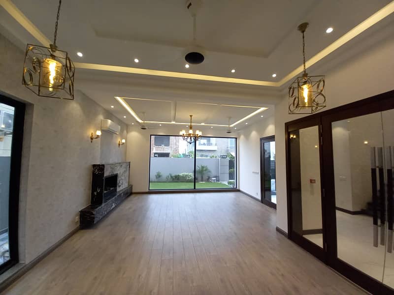 1 Kanal Stunning House For Rent In Phase 5 DHA 2