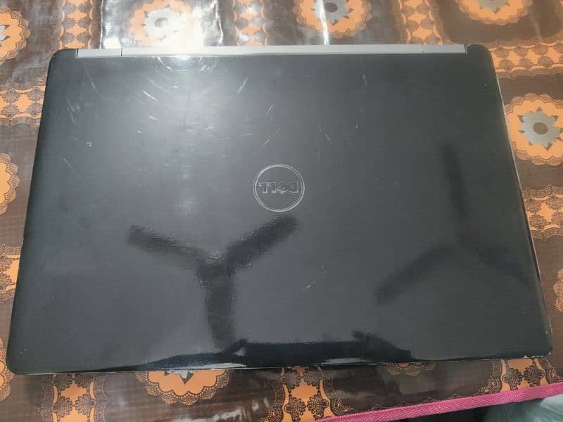 DELL Core i-5 6th generation 16GB RAM/256GB SSD 9