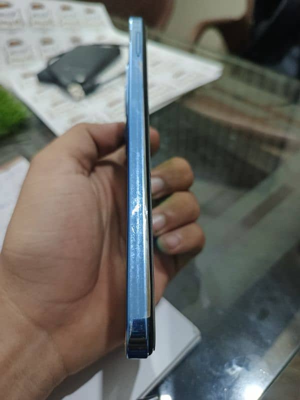 Infinix Hot 40i 5