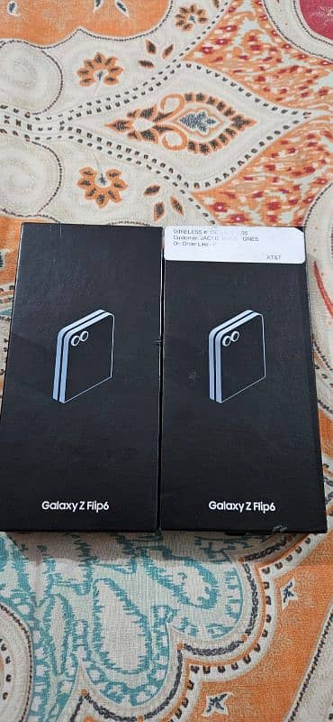 Samsung Z Flip 6  Box packed 0