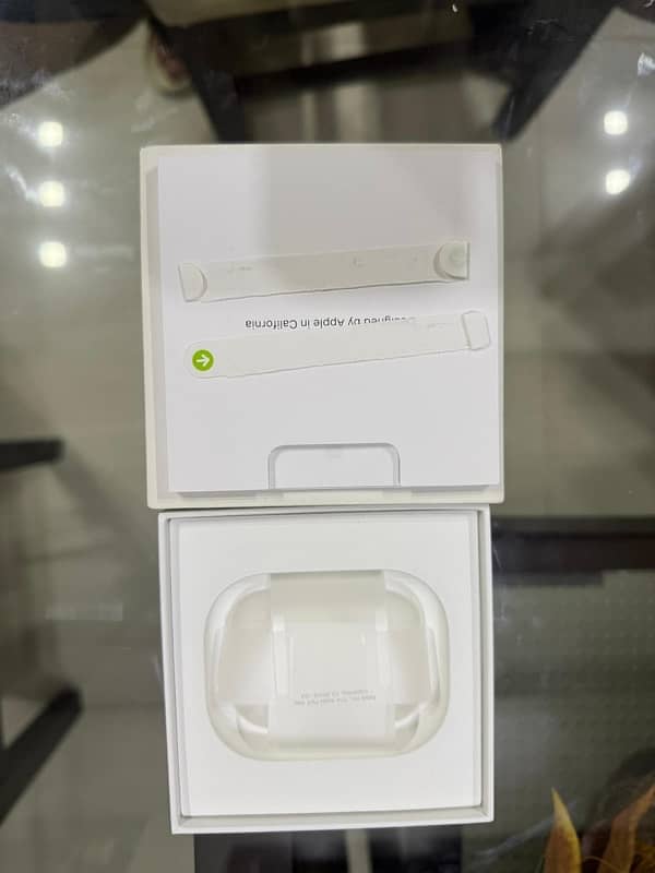 Airpods Pro 2nd Generation UK model 4