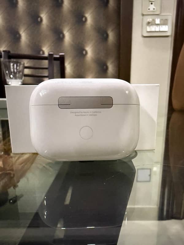 Airpods Pro 2nd Generation UK model 8