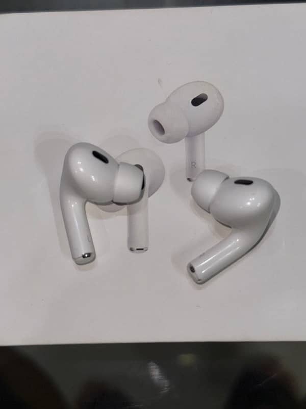 Airpods Pro 2nd Generation UK model 12