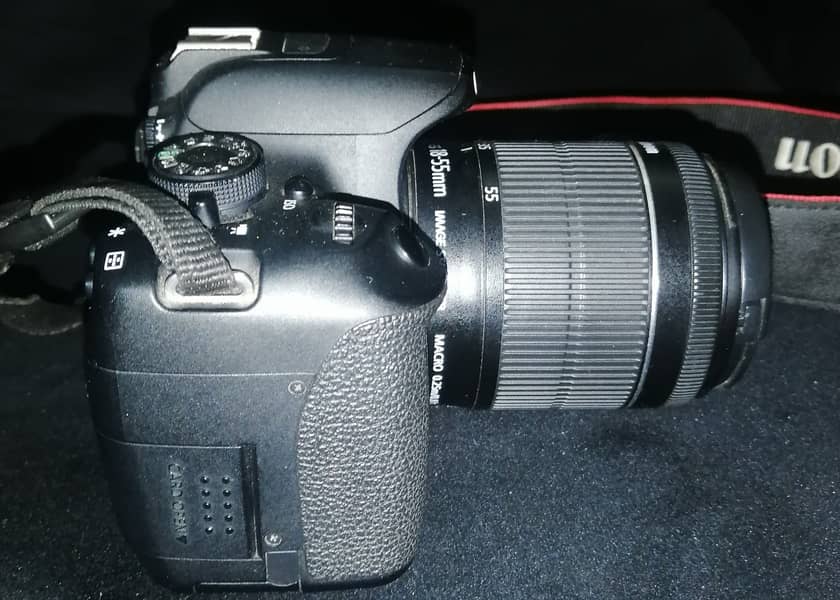 Canon EOS 700D 1