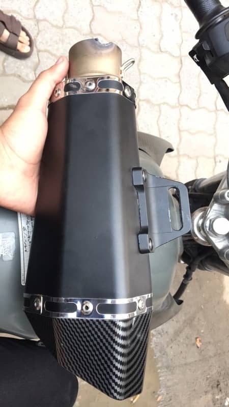 Akrapovik exhaust with free bend 2