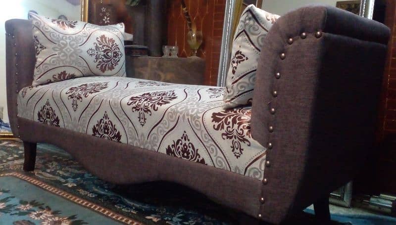 Very beautiful heavy comfortable Molty foam dewan03335138001 1