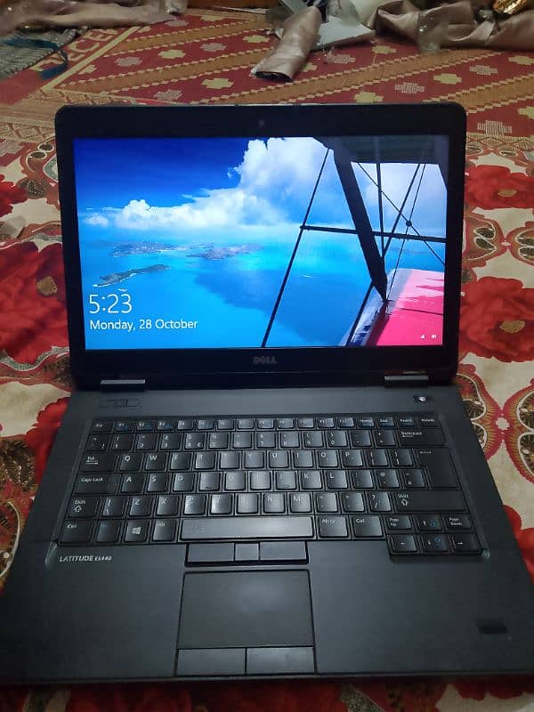 corei5 generation 4 8gb ram 128gb SSD windows 11 b smooth chlata he 1