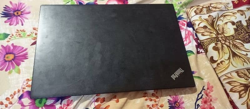 Lenovo T460s 8GB RAM 256 SSD core i5 3rd Gen 3