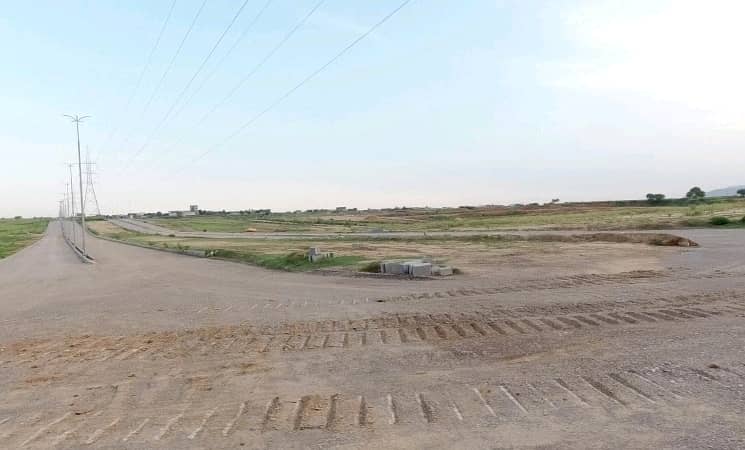 A 6 Marla Residential Plot Is Up For Grabs In I-11 4