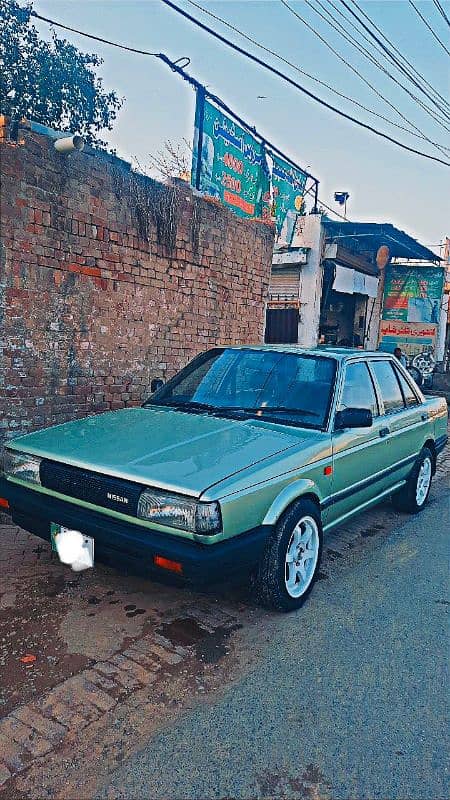 Nissan Sunny 1988 8