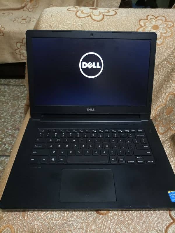 Dell latitude i-5 5th generation 1