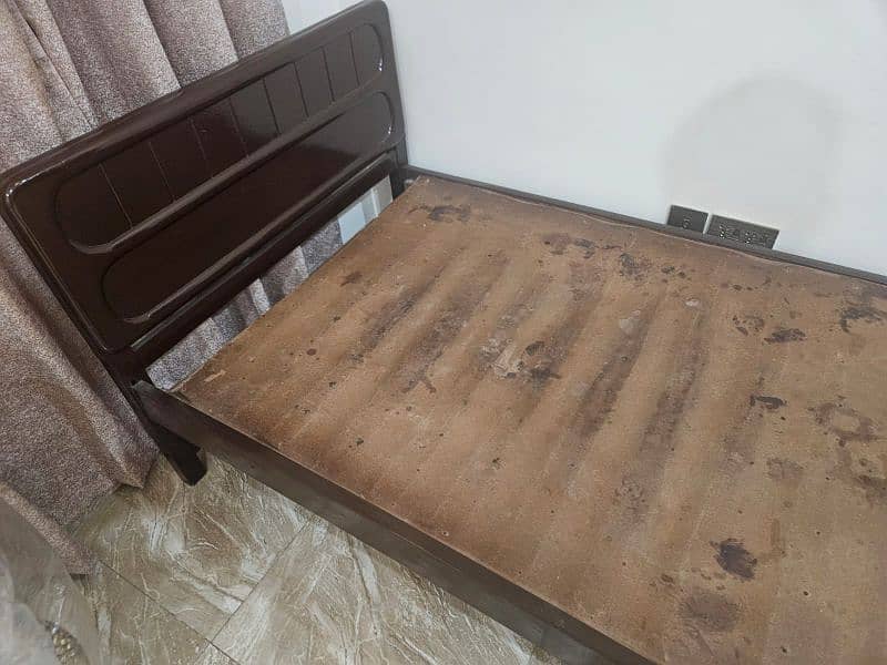 Wooden Single Bed With Mattress 3