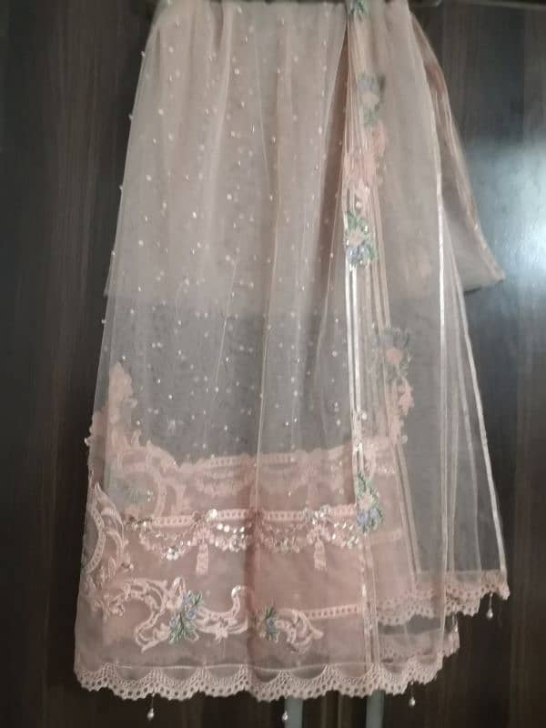 Beautiful wedding dress for sale 1