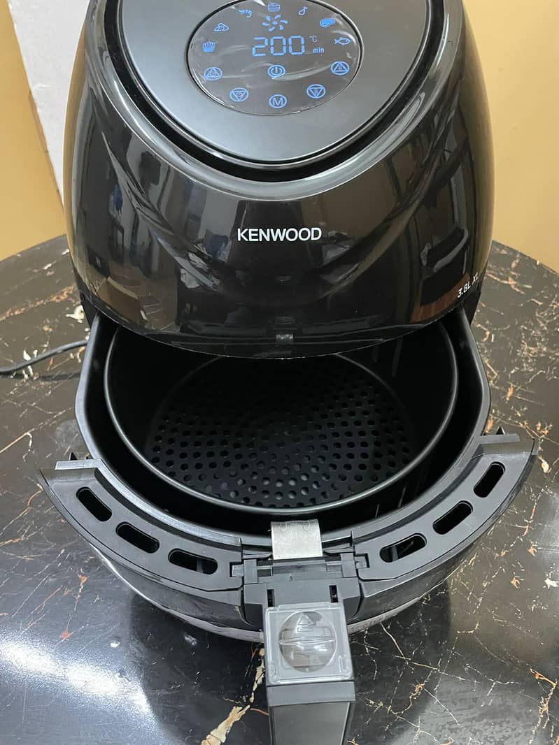 Airfryer Kenwood Khealthy Airfryer-HFP30 4