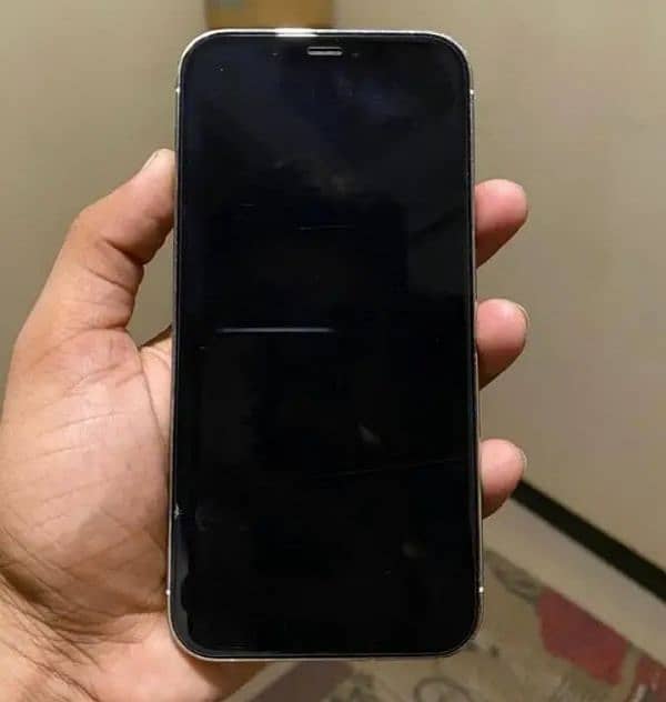 iphone 12 pro factory lock 10/10condition 2