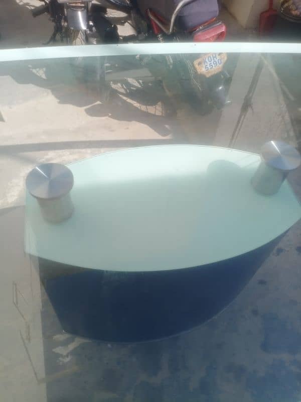 glass table for sale 3