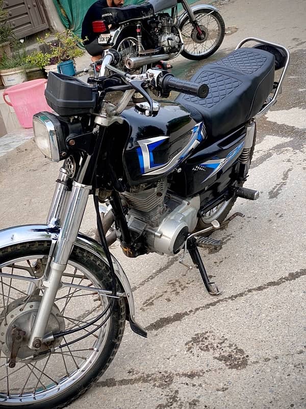 Honda CG-125 2014 Model 2