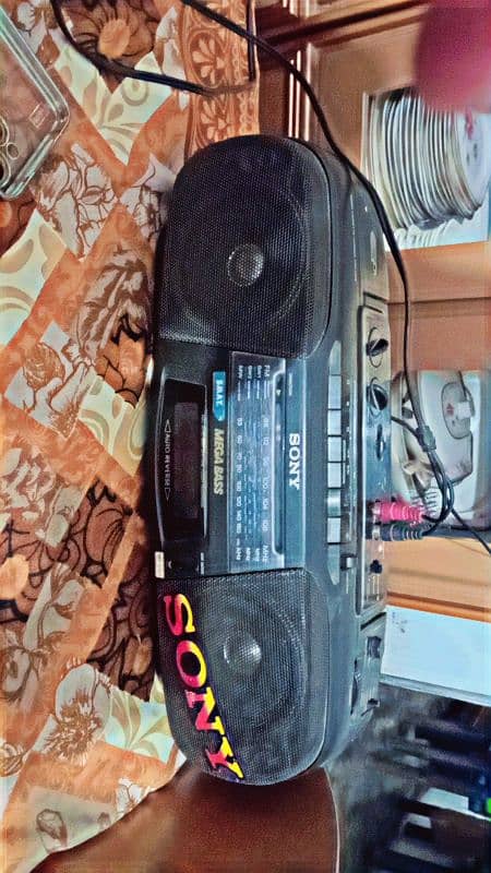 sony tape old is gold. . . tape radio aux full okay 25 years old 3