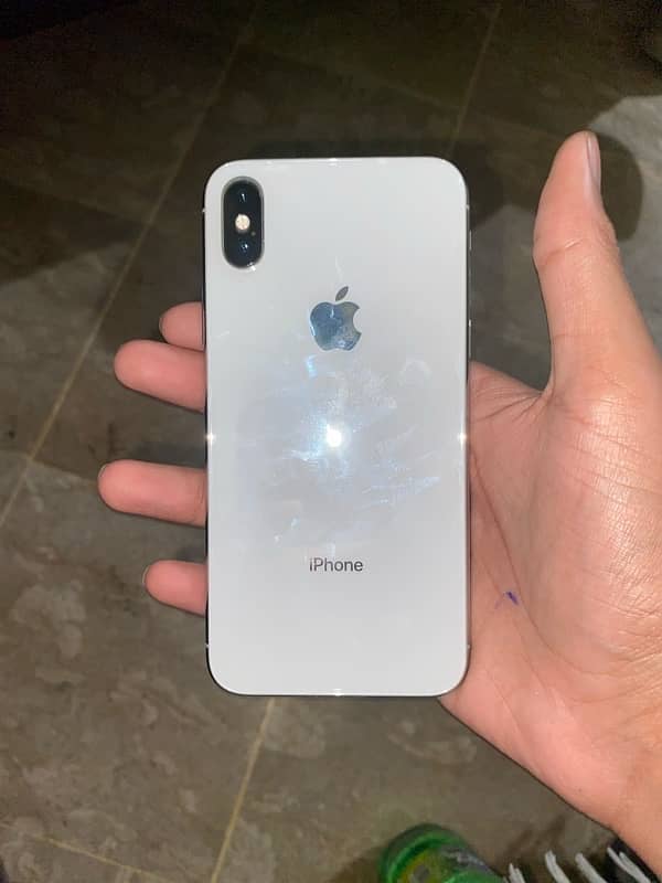 IPhone X Pta Approved 10/10 64Gb With Box and charger 1