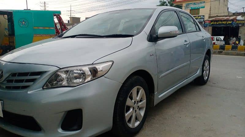 Toyota Corolla GLI 2013 1