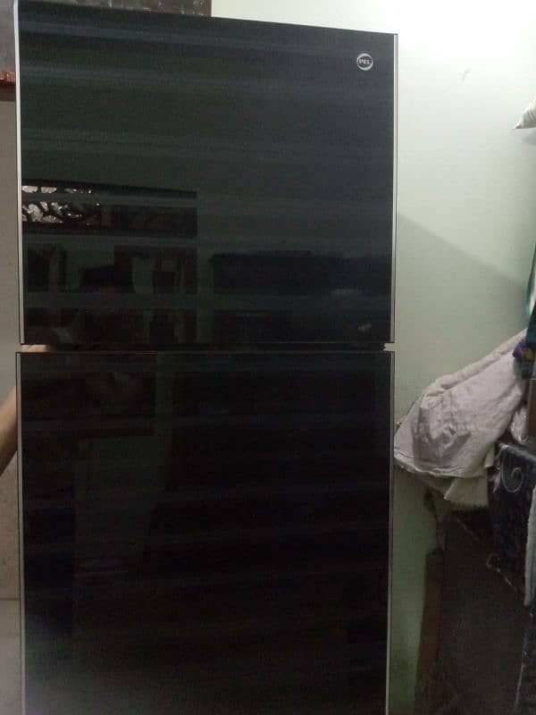 Full Size Pel Refrigerator 0