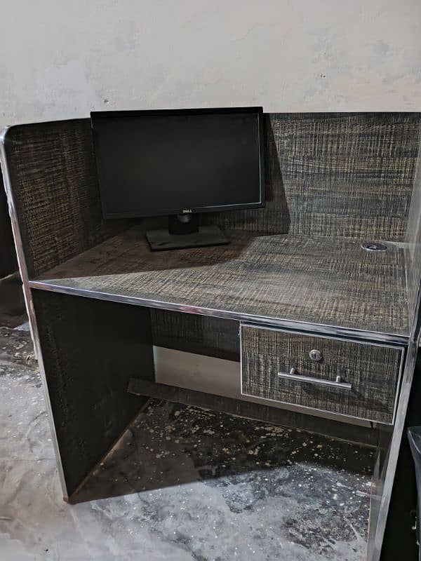 Office / Study And PC Table Available 10/ 10 0