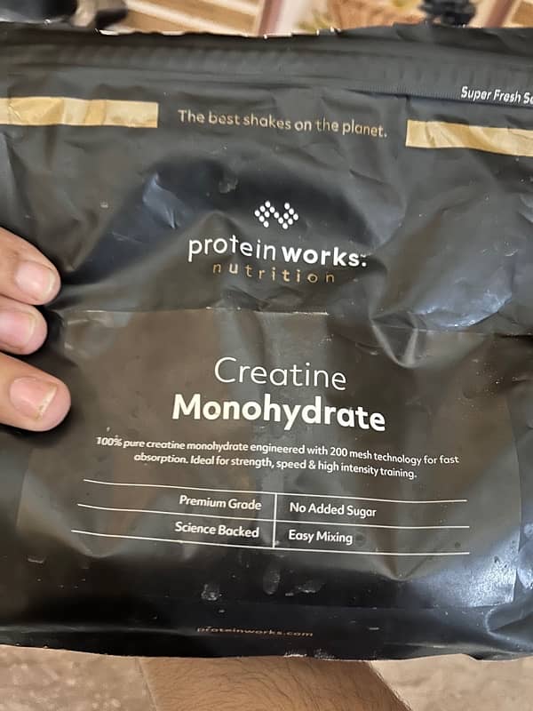 creatine monohydrate  of protein works 0