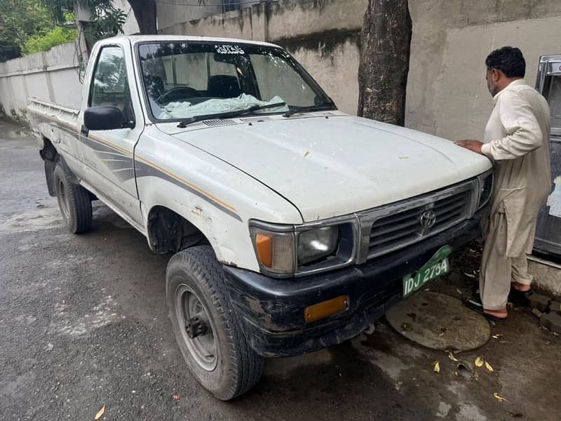 Toyota Hilux4x4picup Single Cabin Quetta,taunsa sharif,peshawar Lovers 0