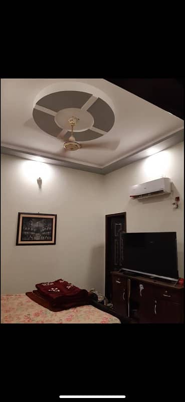 240 Yards Corner VIP Location Banglow For Rent in Gulshan-e-Iqbal Block 16 3