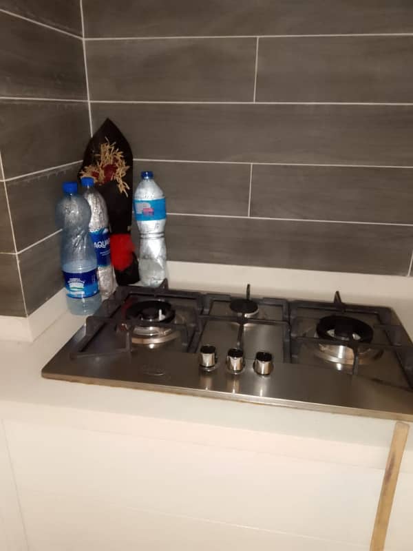 Studio Apartments Fully Furnished 5