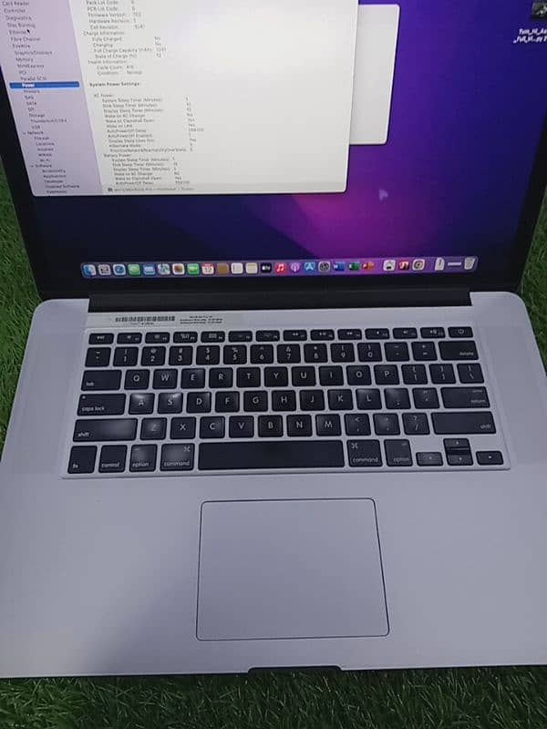 MacBook pro 15 inch Retina Display (2013) (2014) (2015) available 5