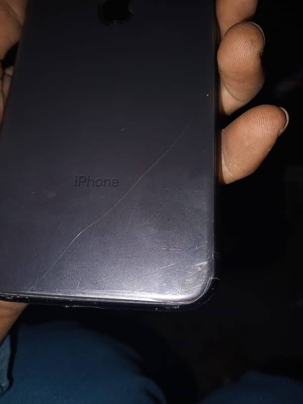 iPhone xr ha jv 64 gb mera Nambar 03120288226 ha 4