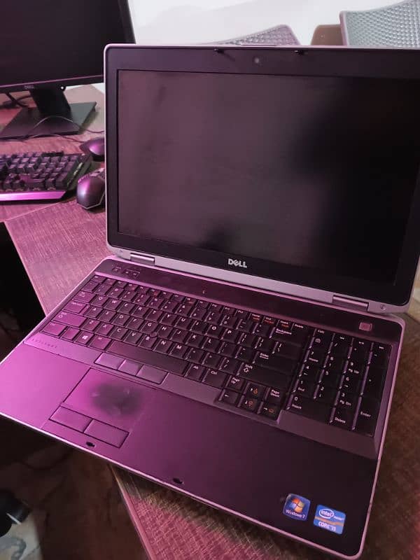 Dell Laptop Available 10/10 1