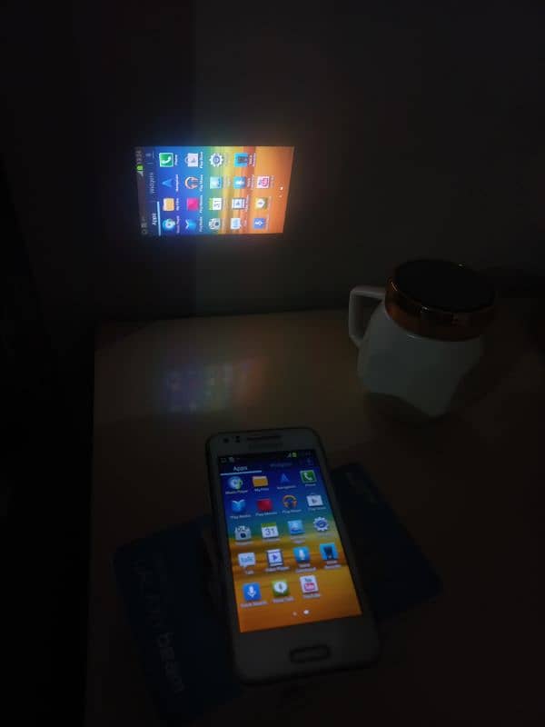 Samsung Beam 1 Projector Smartphone 8