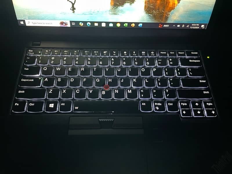 Lenovo T470s CORE i7 6 Generation. 8/256 gb . Touch Display 1