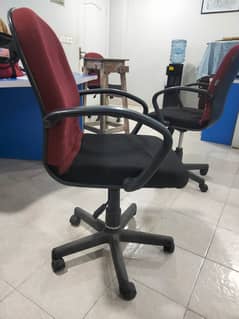 Office Chair in Good Condition for Sale