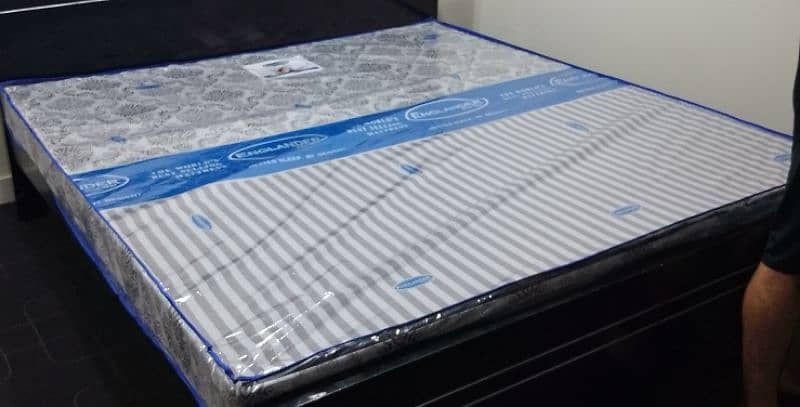 Mattress of double bed warranty available 7