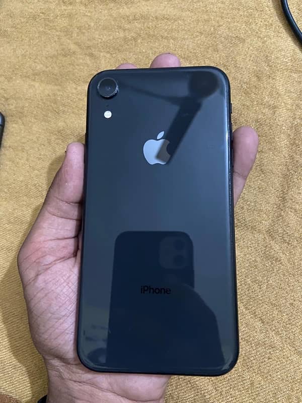 IPHONE XR 0