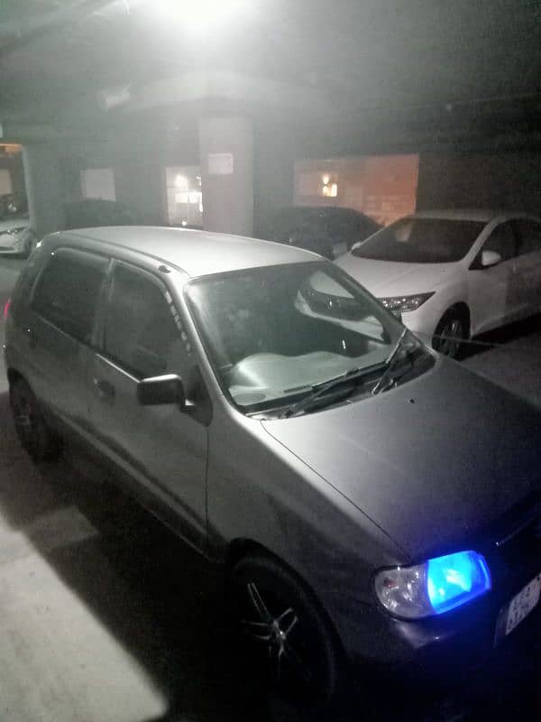 Suzuki Alto 2011 3