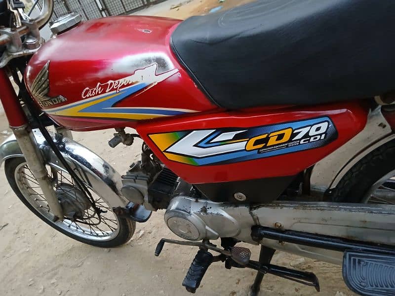 Honda CD70 urgent sale 0331.38 46 258 0