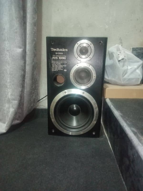 technics speakers and yamaha amplifier 0