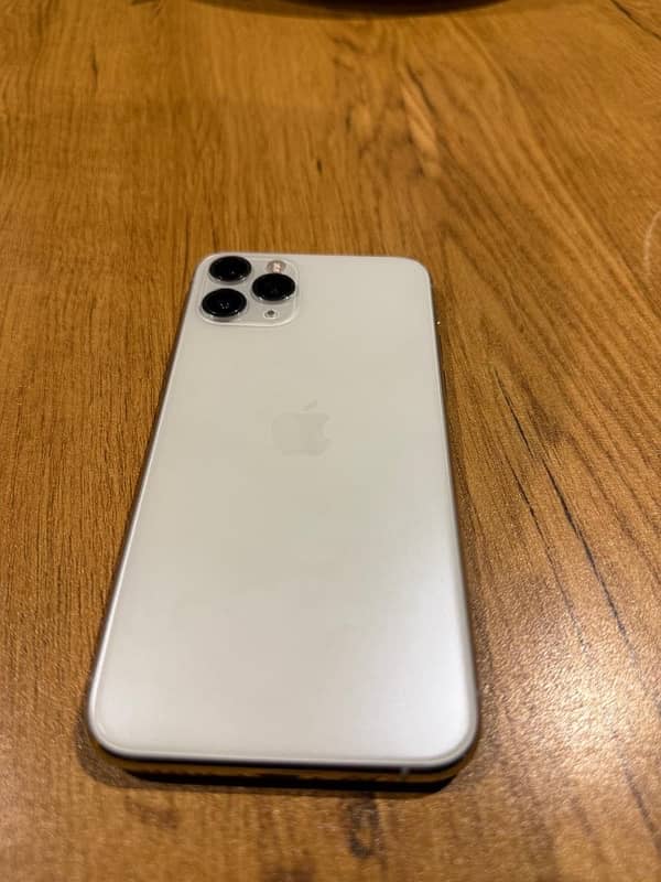 iphone 11pro 64gb pta approved 0