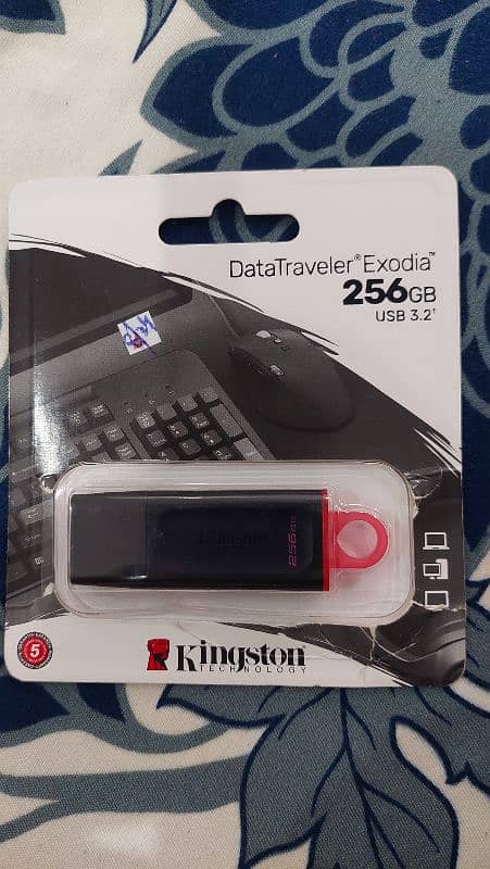 kingston Exodia Data Traveler USB 256 GB 4