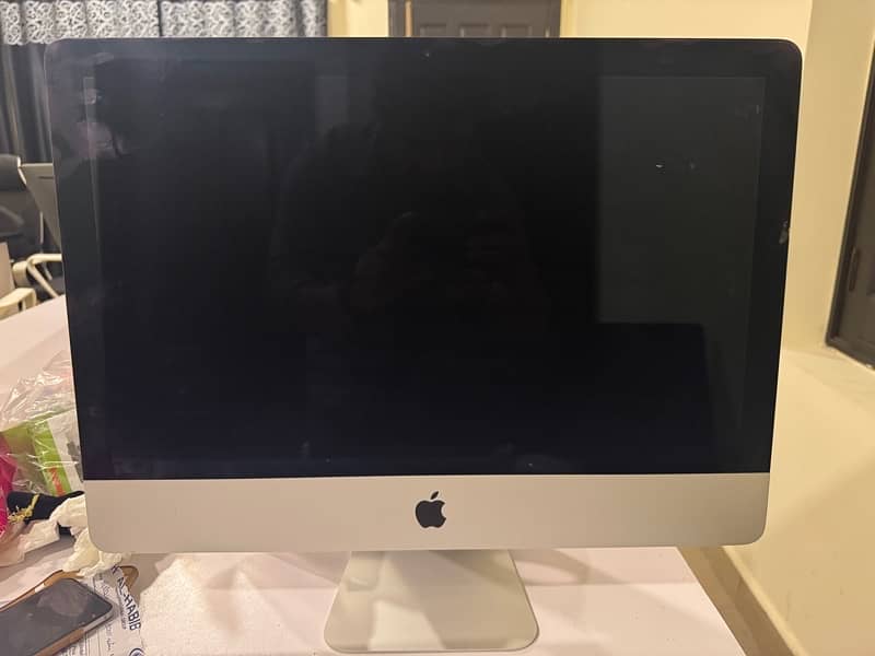 iMac  21.5 inch 2017 0